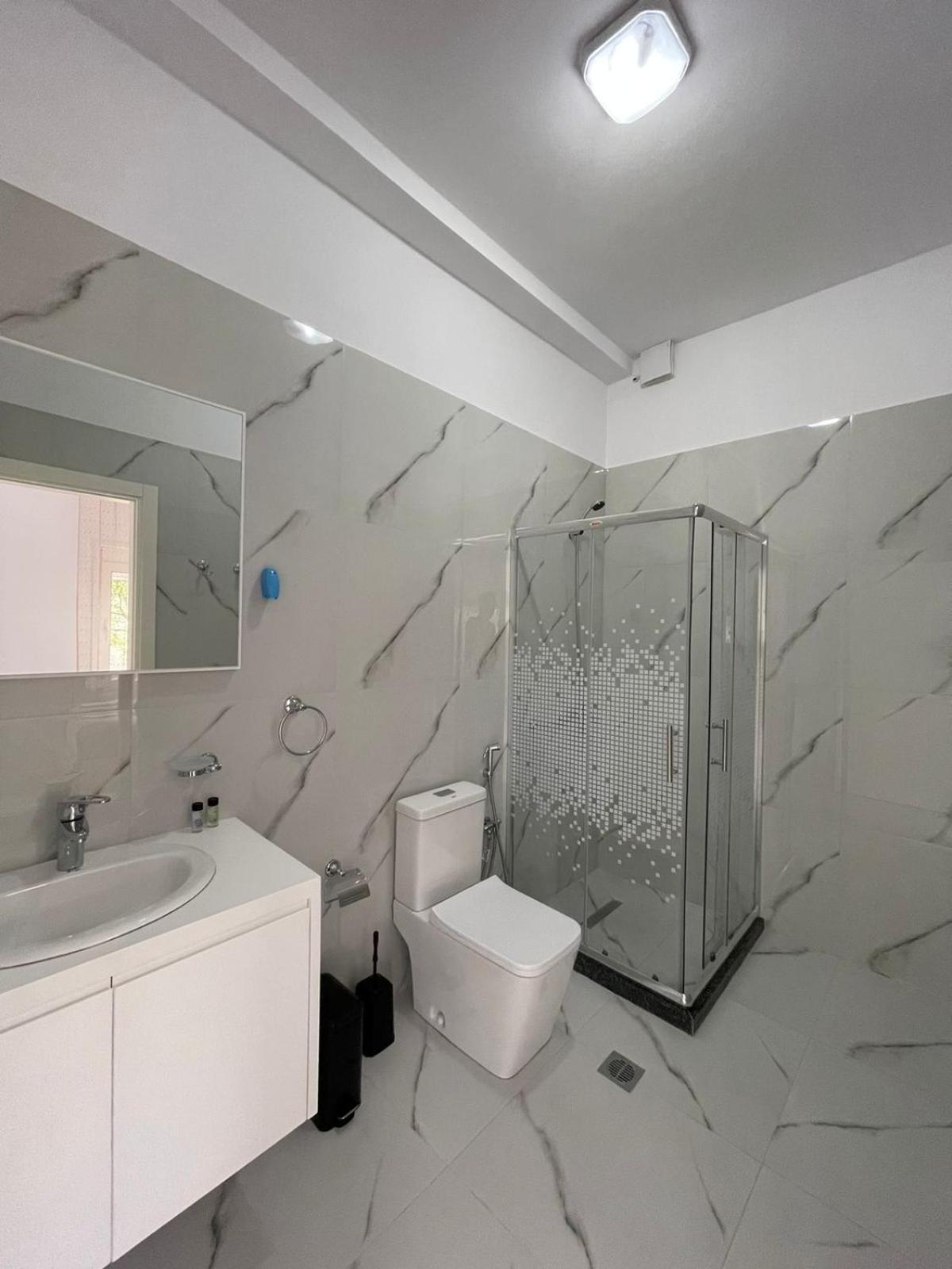 Ilvi Guesthouse จีโรคาสเตอร์ ภายนอก รูปภาพ