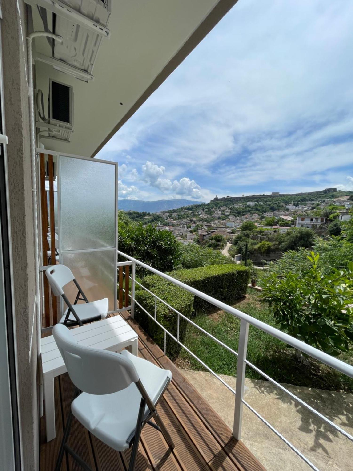 Ilvi Guesthouse จีโรคาสเตอร์ ภายนอก รูปภาพ