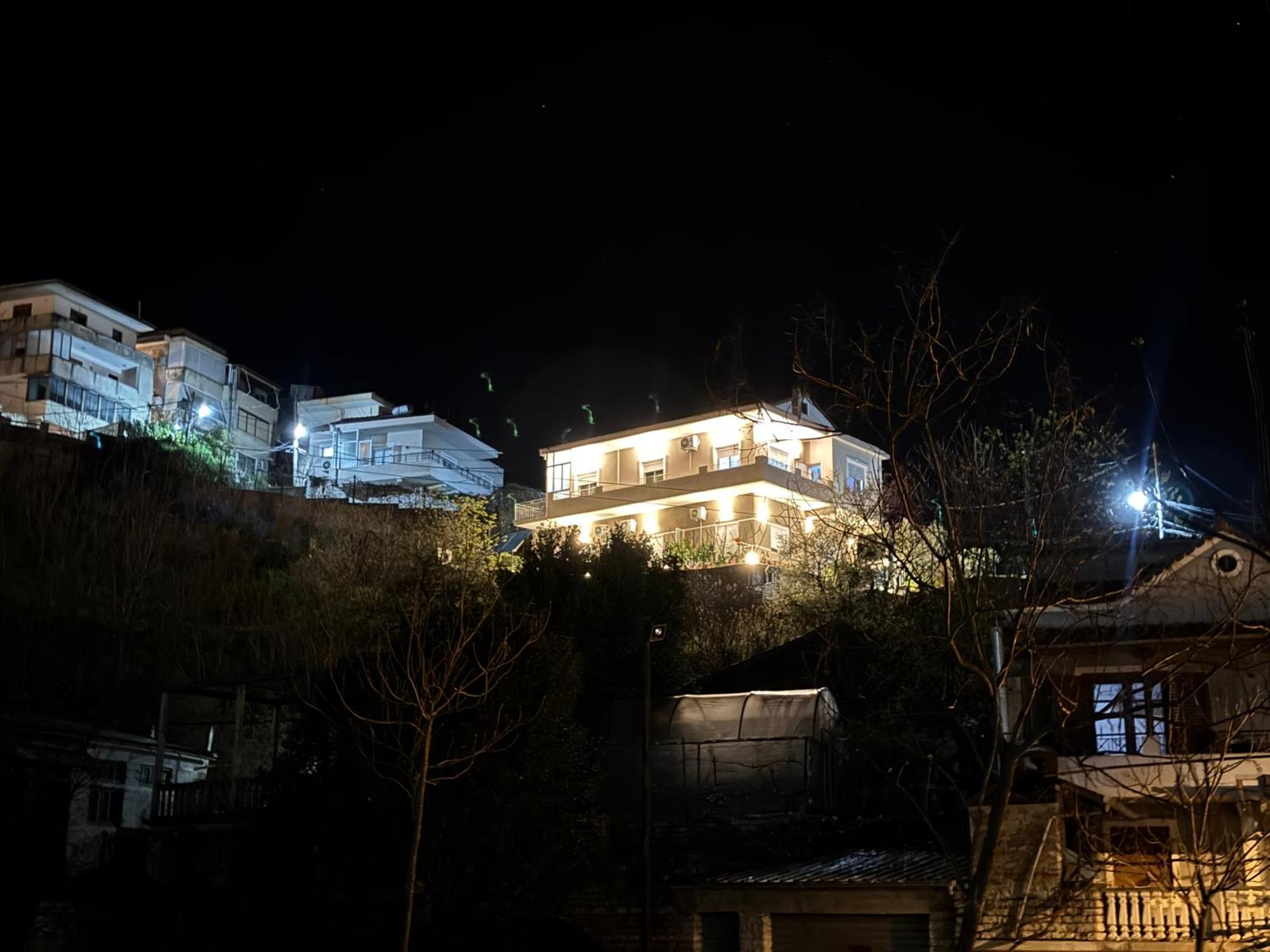 Ilvi Guesthouse จีโรคาสเตอร์ ภายนอก รูปภาพ